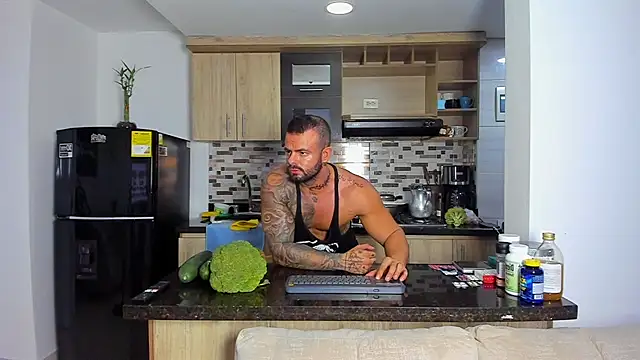 Snapshot of Johnnygrayson1 chatting on November 21, 2025, 12:09 am Johnnygrayson1 online show from November 21, 2025, 12:09 am