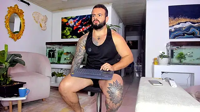 Snapshot of Johnnygrayson1 chatting on March 17, 2025, 11:35 pm Johnnygrayson1 online show from March 17, 2025, 11:35 pm