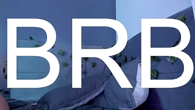 Snapshot of Yuri_Stars chatting on March 21, 2025, 10:39 pm Yuri Stars online show from March 21, 2025, 10:39 pm