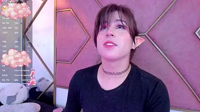 Snapshot of Yuri_Stars chatting on March 5, 2025, 9:48 pm Yuri Stars online show from March 5, 2025, 9:48 pm