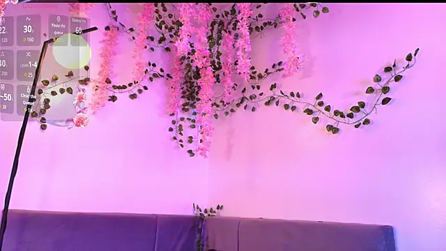 Snapshot of Yuri_Stars chatting on November 29, 2025, 11:49 pm Yuri Stars online show from November 29, 2025, 11:49 pm