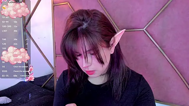 Snapshot of Yuri_Stars chatting on March 5, 2025, 3:40 pm Yuri Stars online show from March 5, 2025, 3:40 pm