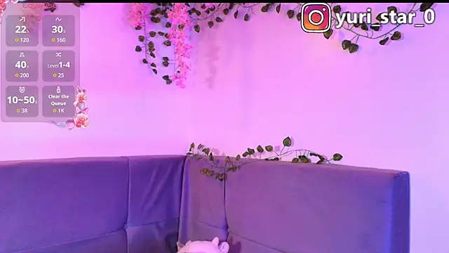 Snapshot of Yuri_Stars chatting on November 19, 2025, 3:39 am Yuri Stars online show from November 19, 2025, 3:39 am