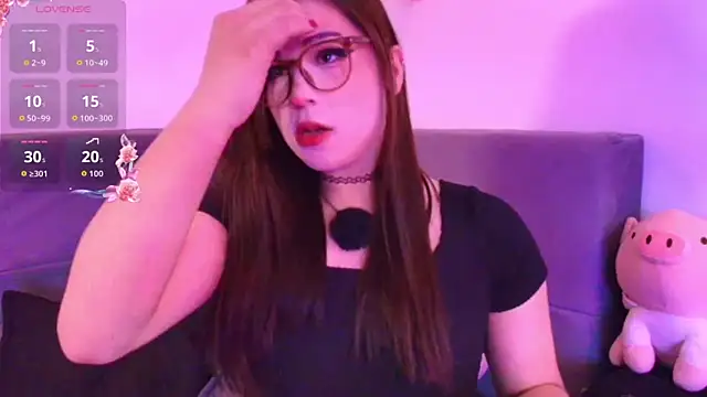 Snapshot of Yuri_Stars chatting on February 6, 2026, 5:14 am Yuri Stars online show from February 6, 2026, 5:14 am