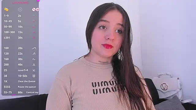 Snapshot of Sabrina_Lennox chatting on June 5, 2026, 6:13 pm Sabrina Lennox online show from June 5, 2026, 6:13 pm
