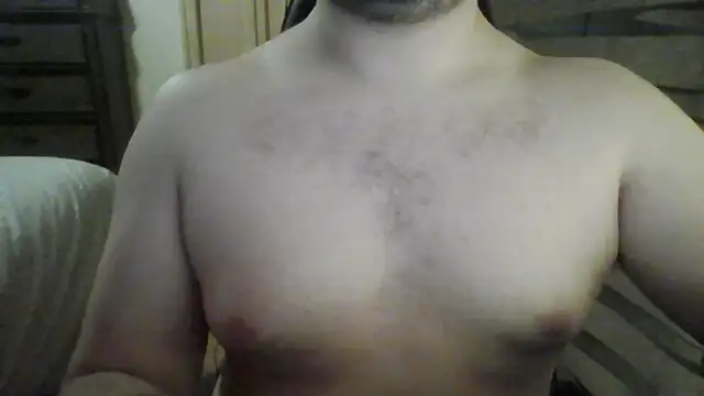 Snapshot of Himbo_fox chatting on November 22, 2025, 5:28 am Himbo fox online show from November 22, 2025, 5:28 am