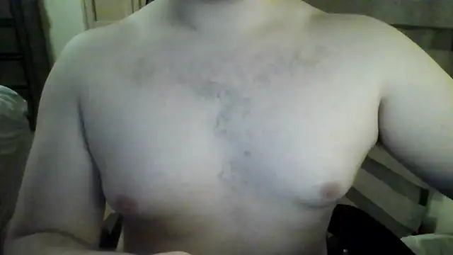 Snapshot of Himbo_fox chatting on November 15, 2025, 7:01 am Himbo fox online show from November 15, 2025, 7:01 am