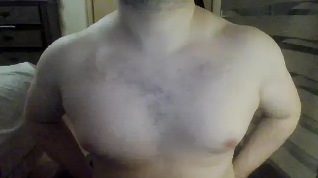 Snapshot of Himbo_fox chatting on October 4, 2025, 4:47 am Himbo fox online show from October 4, 2025, 4:47 am