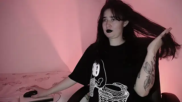 Snapshot of NewAgatha_Bolton chatting on April 6, 2026, 9:27 pm NewAgatha Bolton online show from April 6, 2026, 9:27 pm