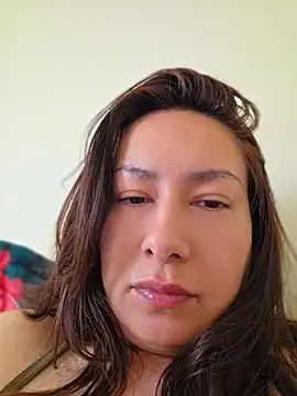 Snapshot of xLadyScarlettx chatting on April 15, 2026, 1:59 pm xLadyScarlettx online show from April 15, 2026, 1:59 pm