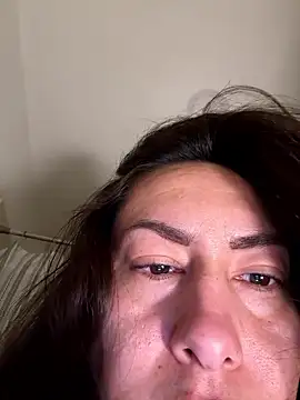 Snapshot of xLadyScarlettx chatting on January 6, 2026, 2:04 am xLadyScarlettx online show from January 6, 2026, 2:04 am