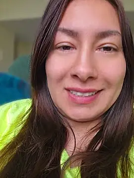 Snapshot of xLadyScarlettx chatting on April 13, 2026, 3:27 pm xLadyScarlettx online show from April 13, 2026, 3:27 pm