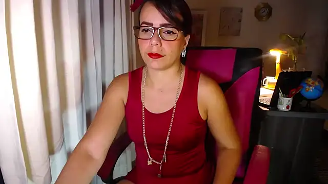 Snapshot of danielle_rose_1 chatting on April 19, 2026, 4:19 pm danielle rose 1 online show from April 19, 2026, 4:19 pm