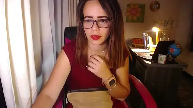 Snapshot of danielle_rose_1 chatting on May 22, 2026, 3:21 pm danielle rose 1 online show from May 22, 2026, 3:21 pm