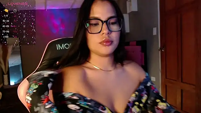 Snapshot of alexa_kei chatting on October 14, 2025, 6:52 pm alexa kei online show from October 14, 2025, 6:52 pm