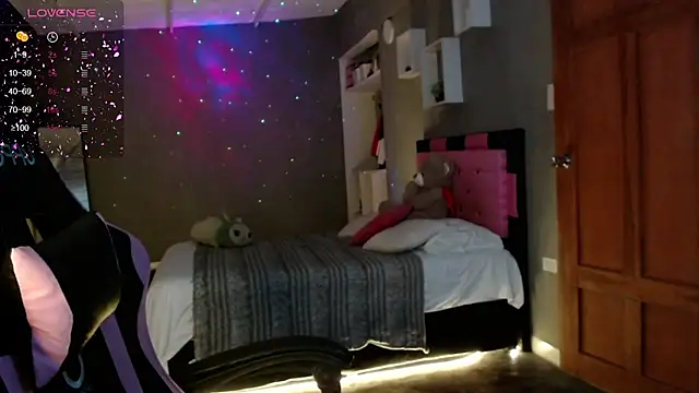 Snapshot of alexa_kei chatting on October 10, 2025, 8:53 pm alexa kei online show from October 10, 2025, 8:53 pm