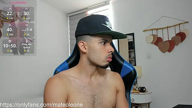 mateoleonee online show from February 12, 2026, 6:18 pm