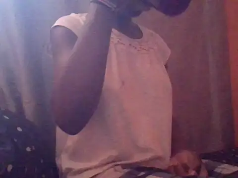 Snapshot of ebonyvalleria1 chatting on April 21, 2026, 5:47 am ebonyvalleria1 online show from April 21, 2026, 5:47 am
