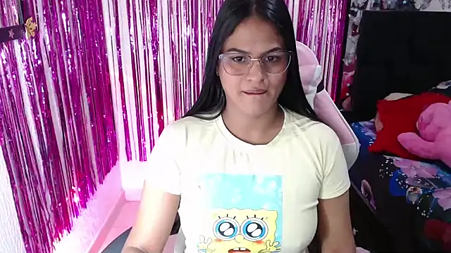 Snapshot of SweetAlmaa chatting on June 13, 2026, 1:03 am SweetAlmaa online show from June 13, 2026, 1:03 am