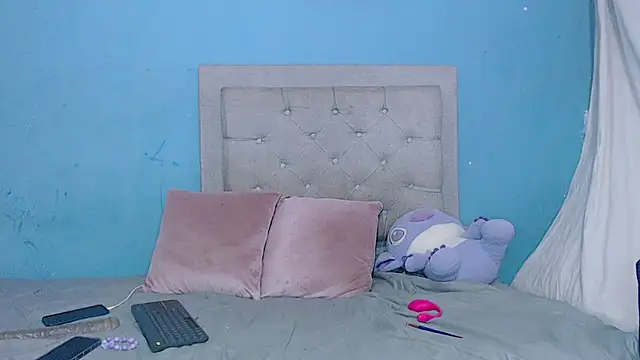 Snapshot of Gabby-carolaiin chatting on March 1, 2025, 9:18 am Gabby-carolaiin online show from March 1, 2025, 9:18 am