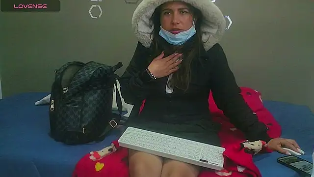 Snapshot of Daringcute chatting on March 15, 2025, 6:10 pm Daringcute online show from March 15, 2025, 6:10 pm