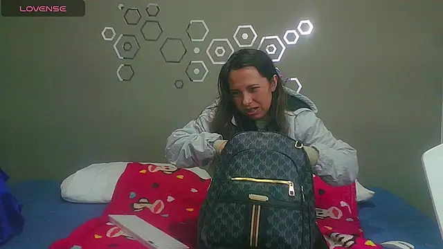 Snapshot of Daringcute chatting on March 19, 2025, 6:12 pm Daringcute online show from March 19, 2025, 6:12 pm