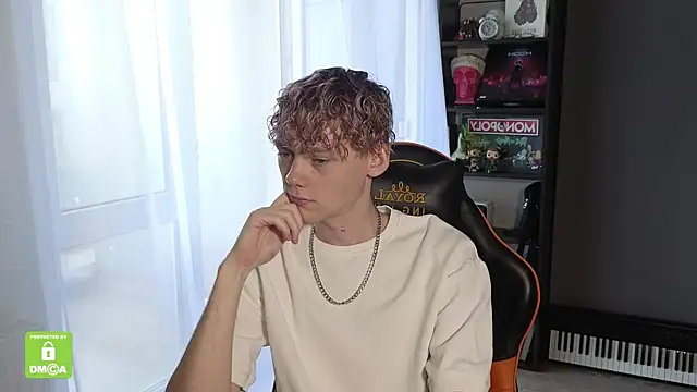 Snapshot of Keytaro chatting on September 10, 2025, 10:25 am Keytaro online show from September 10, 2025, 10:25 am