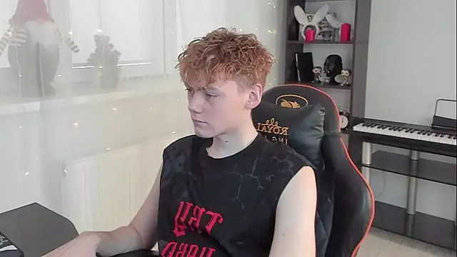 Snapshot of Keytaro chatting on February 1, 2025, 1:41 pm Keytaro online show from February 1, 2025, 1:41 pm