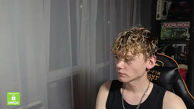 Snapshot of Keytaro chatting on October 24, 2025, 1:04 am Keytaro online show from October 24, 2025, 1:04 am