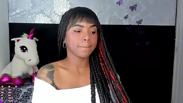 Marce 22 online show from November 13, 2025, 1:53 am