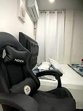 Snapshot of Belissa_miller chatting on January 7, 2026, 7:30 pm Belissa miller online show from January 7, 2026, 7:30 pm