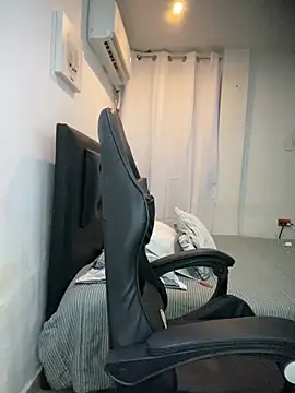 Snapshot of Belissa_miller chatting on February 6, 2026, 6:59 pm Belissa miller online show from February 6, 2026, 6:59 pm