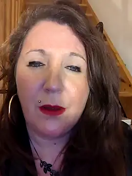 Snapshot of Candy-Desire chatting on February 15, 2025, 8:23 pm Candy-Desire online show from February 15, 2025, 8:23 pm