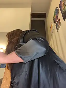 Snapshot of Candy-Desire chatting on February 16, 2026, 8:18 pm Candy-Desire online show from February 16, 2026, 8:18 pm