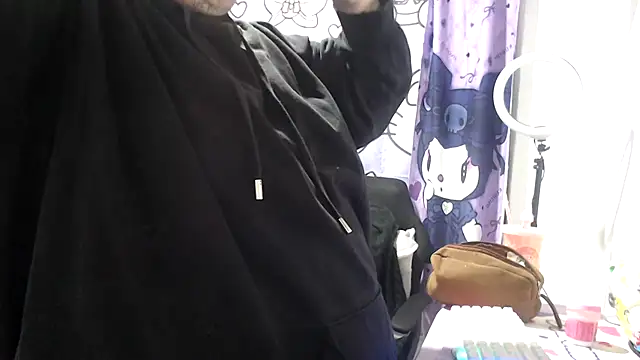 Snapshot of lussyevans24 chatting on November 7, 2025, 6:07 am lussyevans24 online show from November 7, 2025, 6:07 am