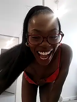 Snapshot of Cinderella_Jewels_ chatting on April 28, 2026, 2:43 pm Cinderella Jewels online show from April 28, 2026, 2:43 pm