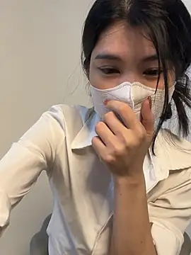 Baby-sexygirl01 online show from May 24, 2026, 3:23 pm