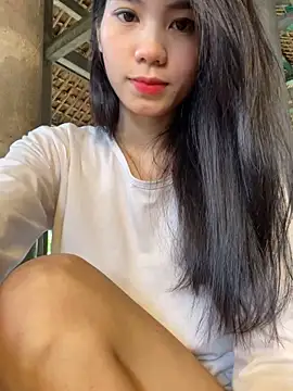 Snapshot of Baby-sexygirl01 chatting on December 14, 2025, 3:46 am Baby-sexygirl01 online show from December 14, 2025, 3:46 am