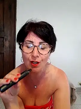 Viola8p online show from May 2, 2026, 3:39 pm