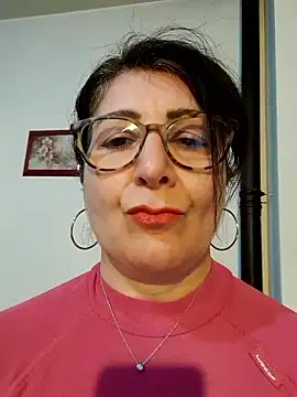 Snapshot of Viola8p chatting on January 10, 2026, 2:56 pm Viola8p online show from January 10, 2026, 2:56 pm