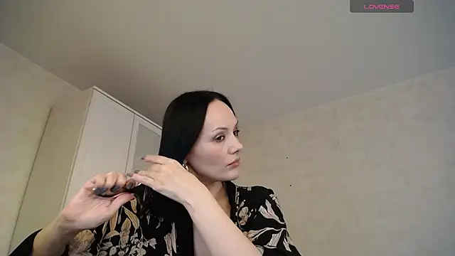 Snapshot of Devil_Goddess chatting on November 28, 2025, 1:11 pm Devil Goddess online show from November 28, 2025, 1:11 pm