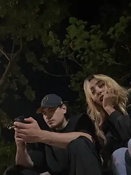 Snapshot of PamelaReall chatting on September 16, 2025, 1:50 am PamelaReall online show from September 16, 2025, 1:50 am