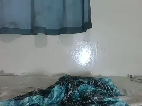 Snapshot of Wet_goddess20 chatting on October 15, 2025, 9:01 pm Wet goddess20 online show from October 15, 2025, 9:01 pm