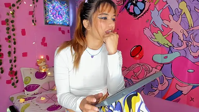 Snapshot of kittyzenn chatting on February 28, 2025, 4:20 pm kittyzenn online show from February 28, 2025, 4:20 pm