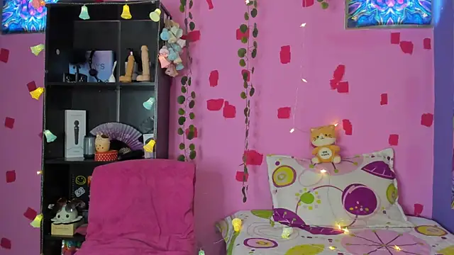 Snapshot of kittyzenn chatting on February 12, 2025, 2:54 pm kittyzenn online show from February 12, 2025, 2:54 pm