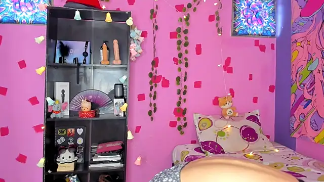 Snapshot of kittyzenn chatting on March 10, 2025, 5:39 pm kittyzenn online show from March 10, 2025, 5:39 pm