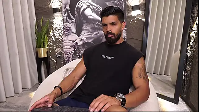 Snapshot of DannSaenz chatting on March 26, 2026, 1:20 pm DannSaenz online show from March 26, 2026, 1:20 pm