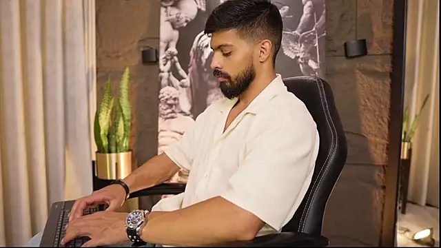 Snapshot of DannSaenz chatting on March 11, 2026, 2:44 pm DannSaenz online show from March 11, 2026, 2:44 pm