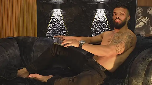 DannSaenz online show from October 26, 2025, 4:07 pm