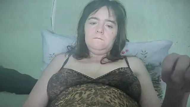 Snapshot of Diamond_Tyler chatting on December 2, 2025, 2:12 am Diamond Tyler online show from December 2, 2025, 2:12 am